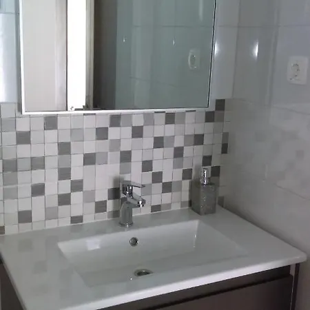 Borna Apartment Starigrad Paklenica